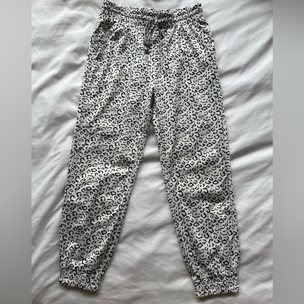 Belinda Leopard Joggers